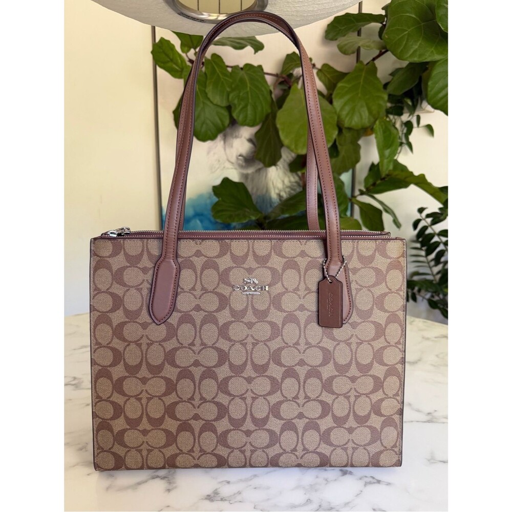 NWOT Coach Nina Tote Bag Carryall In Signature Canvas Khaki Saddle CL399